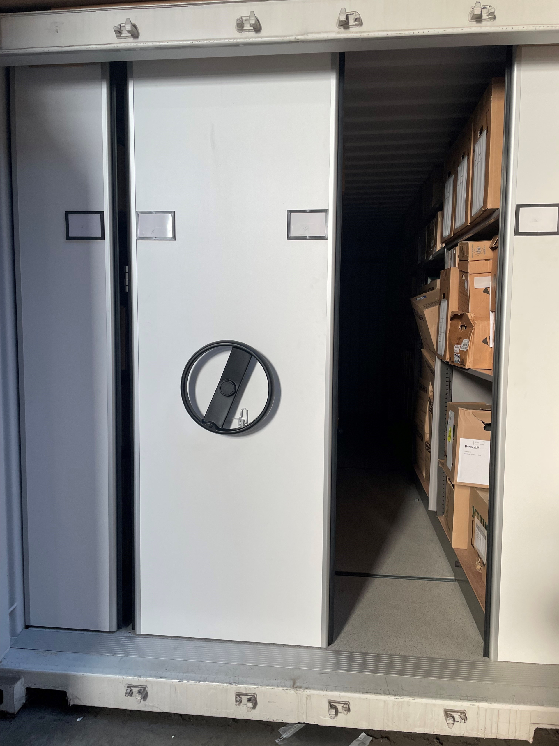 Afbeelding van een archiefcontainer.